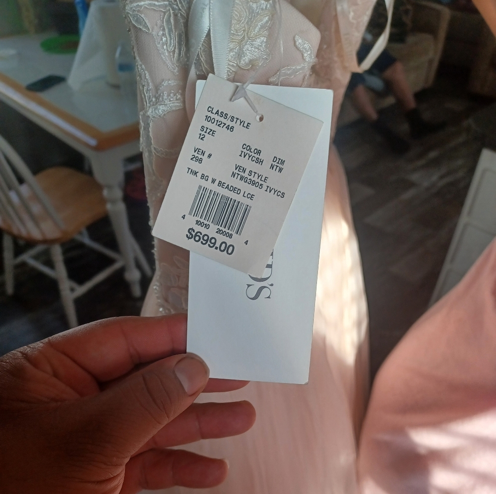 Dress prom. Gown